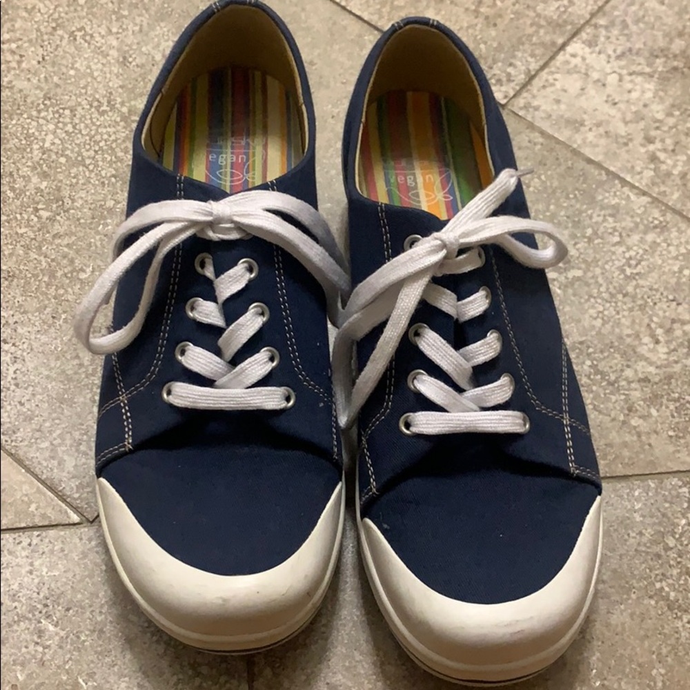 Dansko women's vegan sneaker shoes sz 40